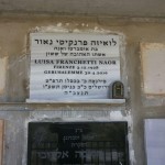 מצבות בכוכים 40