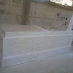 מצבות במכפלה 12